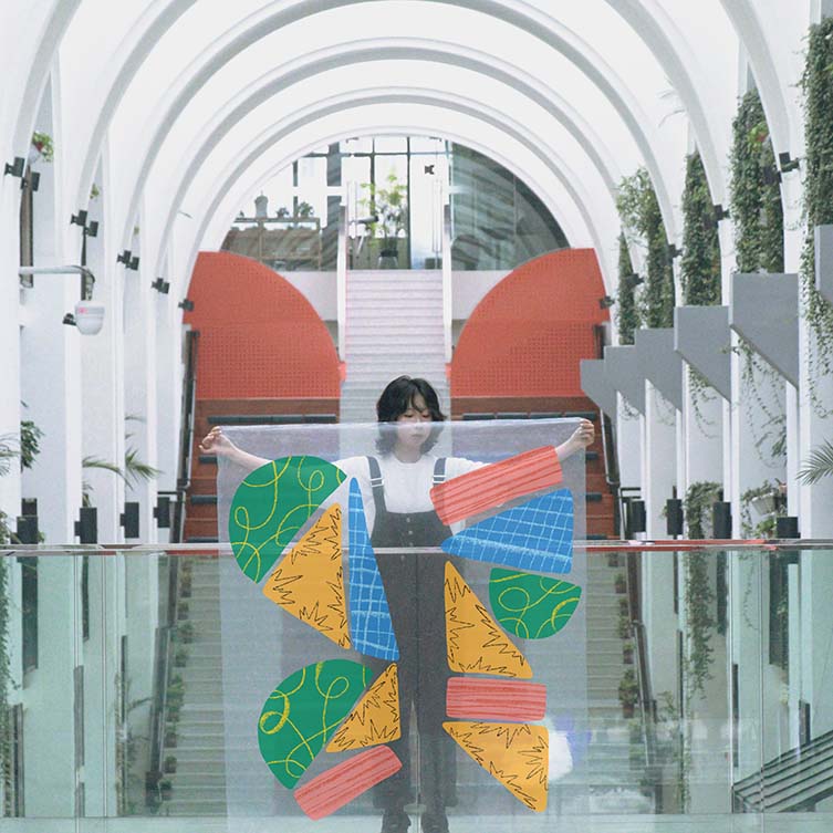 薛江的“命名设计展览”是2020 - 2021年图形、插图和视觉传达设计类的冠军。