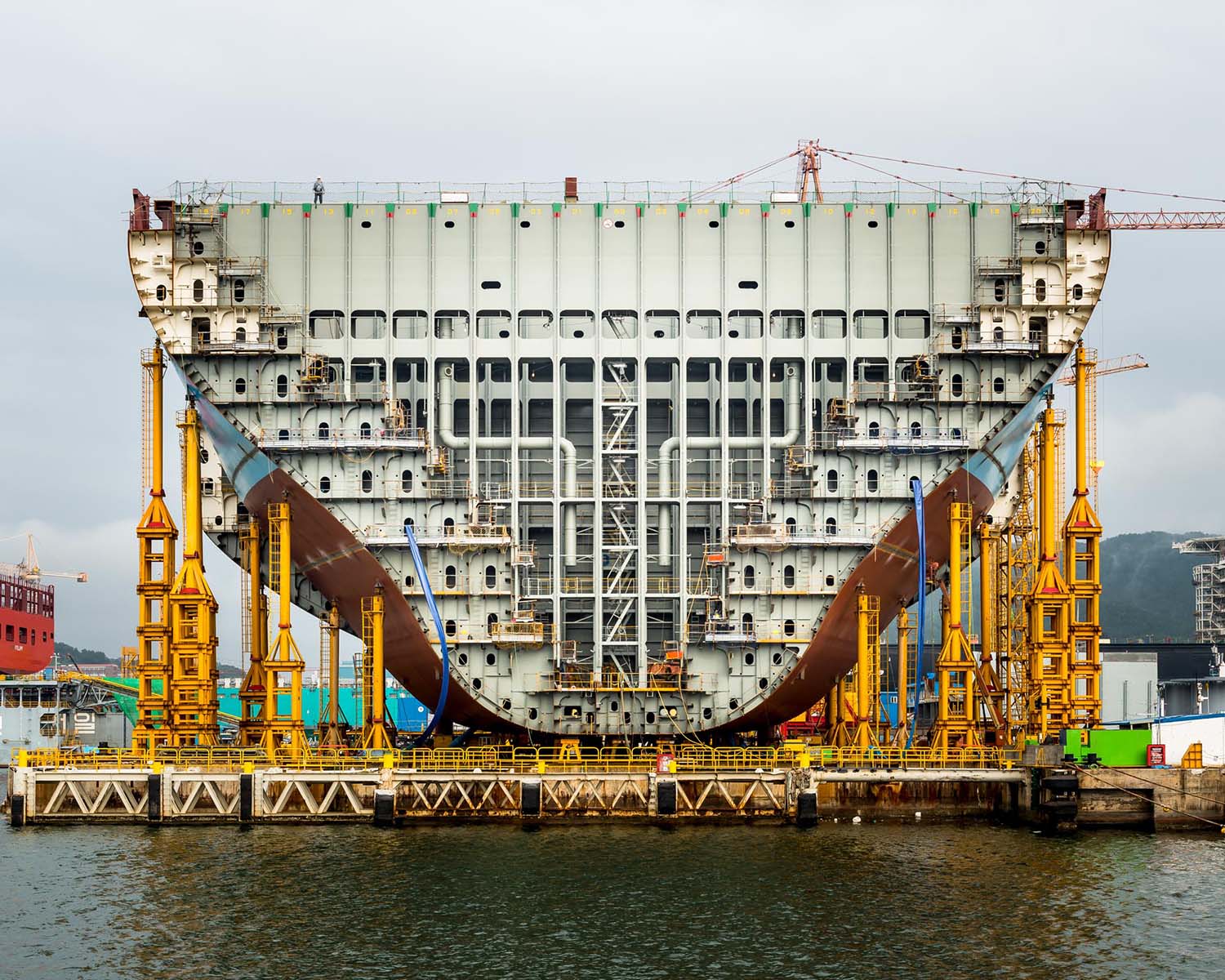 Maersk Triple E集装箱正在建设中；Daewoo造船与海洋工程，韩国