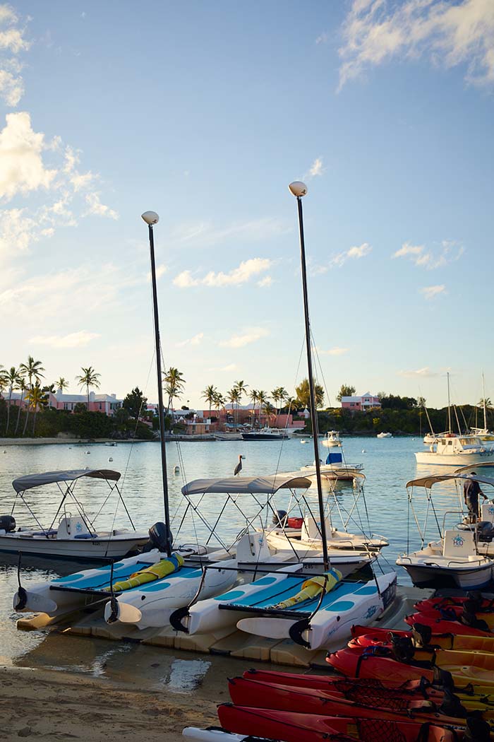 百慕大度假酒店和水疗中心燕尾+公司设计