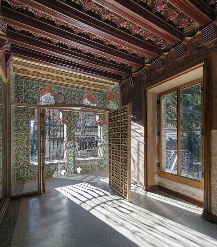 Casa Vicens Gaudi的第一所房子
