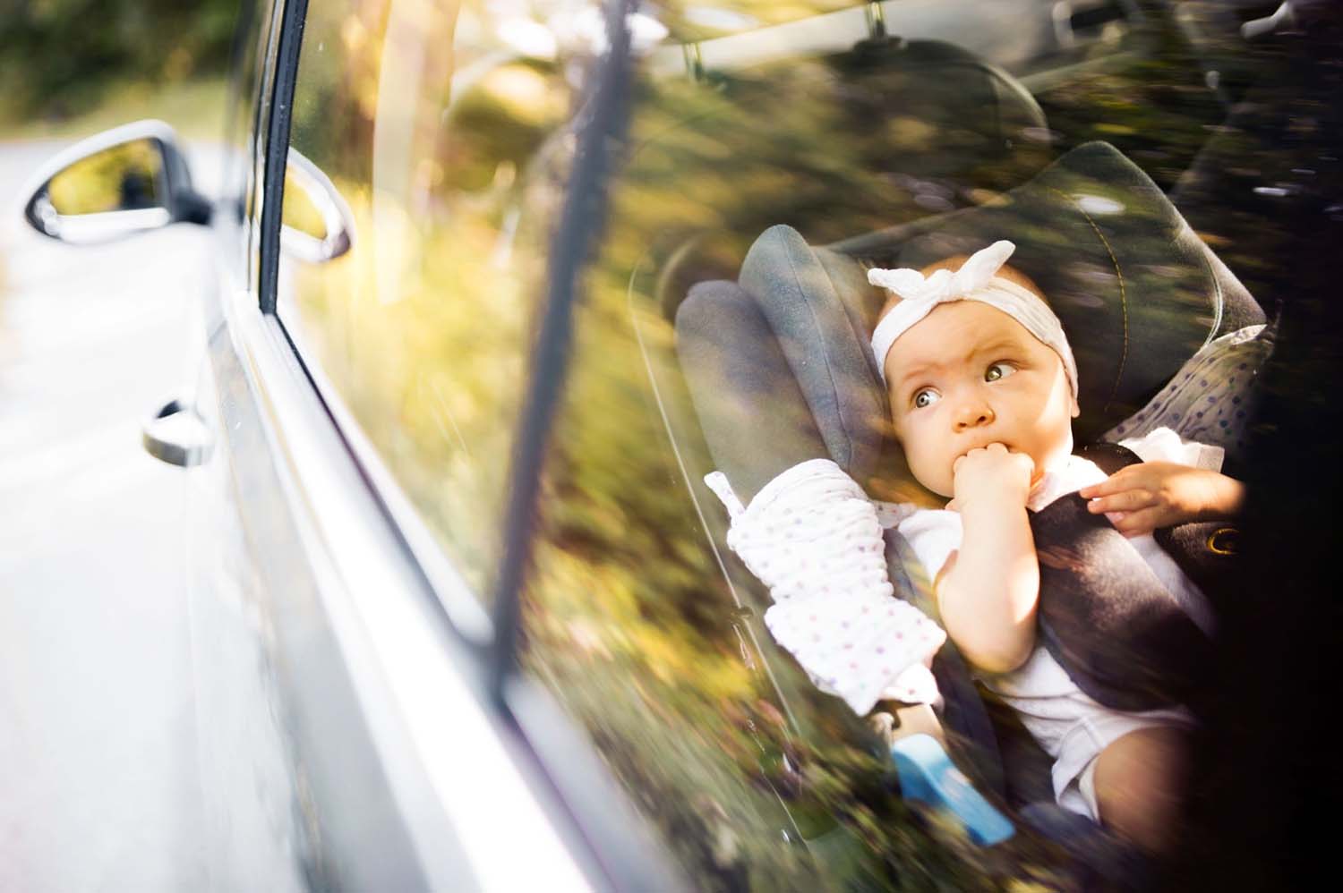 带宝宝开车的安全注意事项