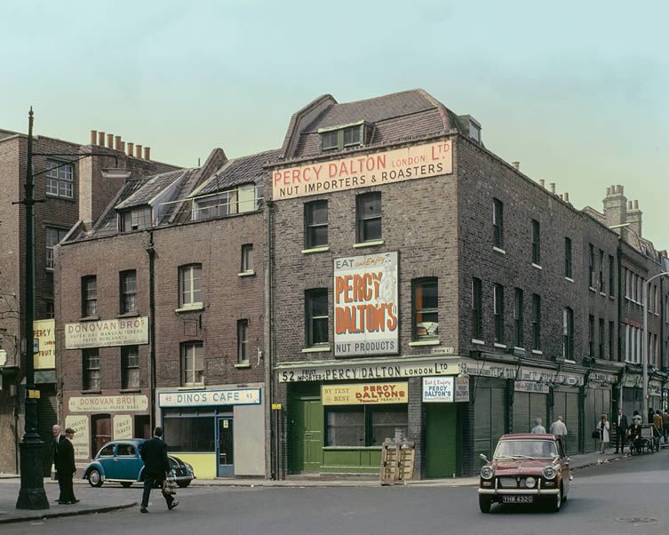 大卫·格兰尼克，伦敦东区彩色1960-1980出版，霍斯顿迷你出版社