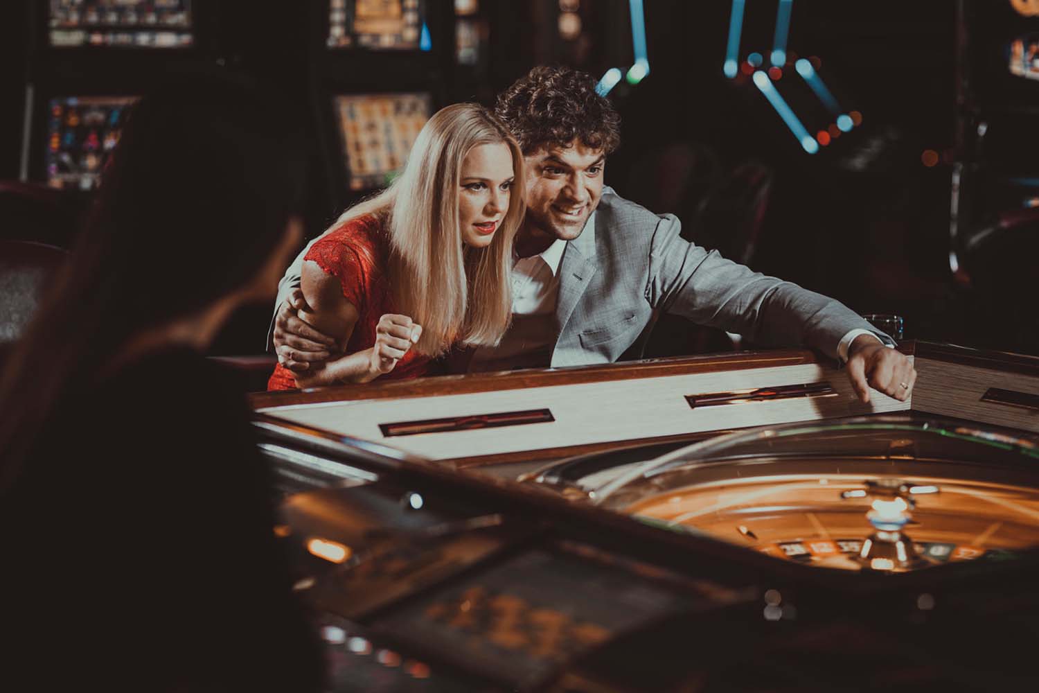 在英国在线赌场玩赌场游戏，最低押金5英镑