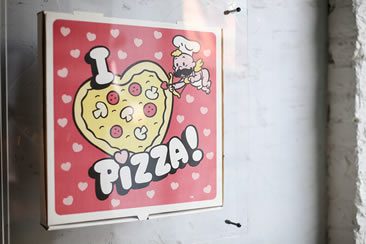 斯科特香肠披萨盒收集在PLY曼彻斯特