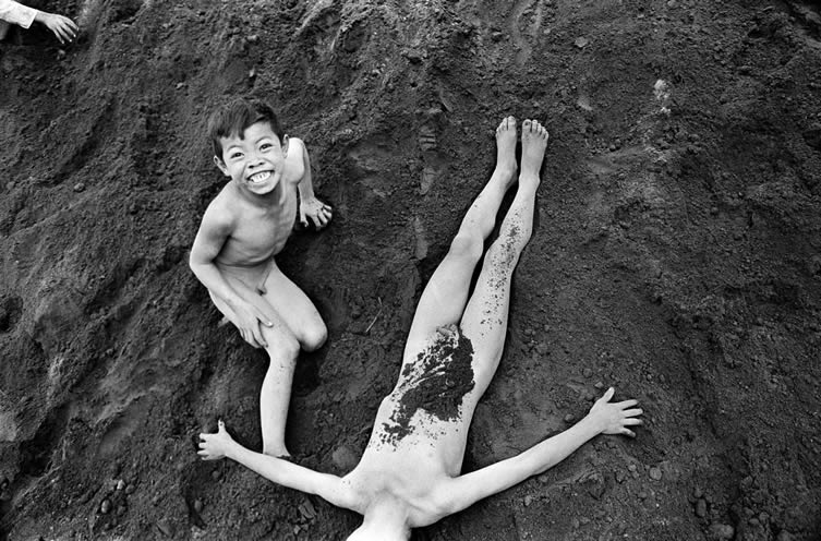 掩盖,印度尼西亚,1976