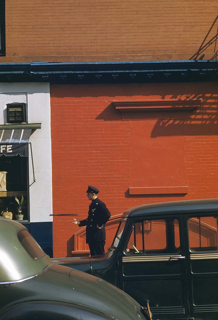 沃纳·比肖夫，《警察扔夜棍》，纽约，1953年