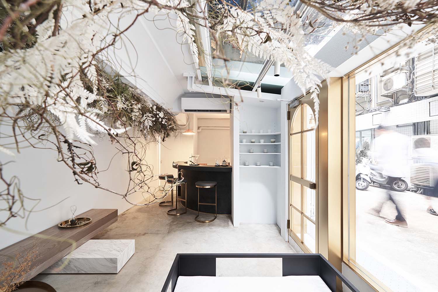 干沙龙由蒂姆•陈商业空间在室内空间和展览设计类别,2019 - 2020。